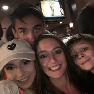 Meet your Posher, Alicia